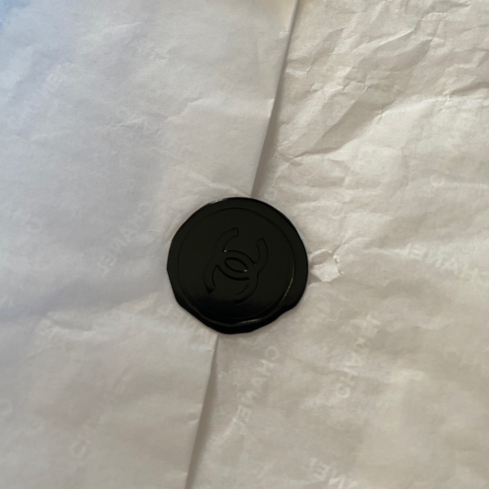 Chanel Box - Picture 7 of 10